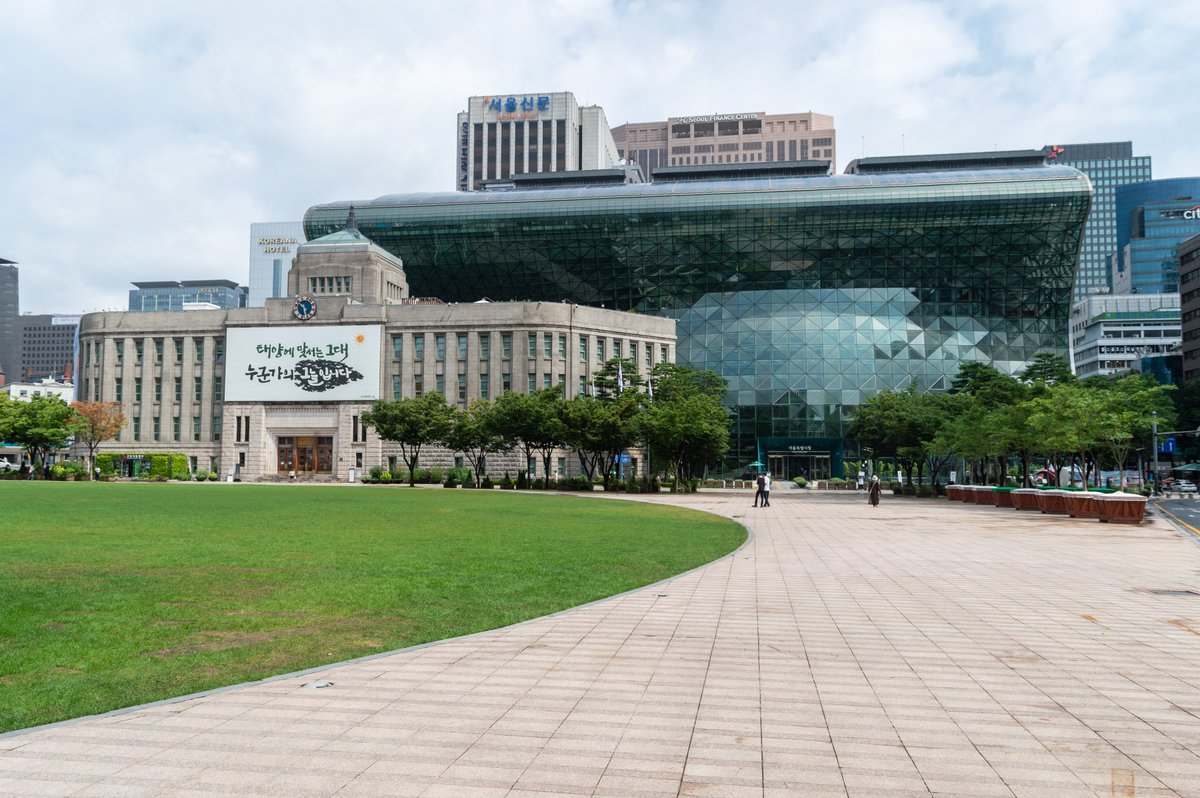 City Hall Station area